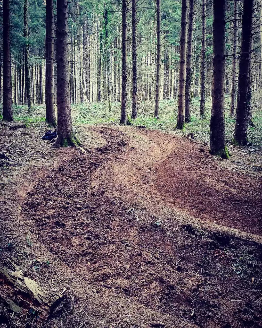 shapeur du mont poupet bike park en action